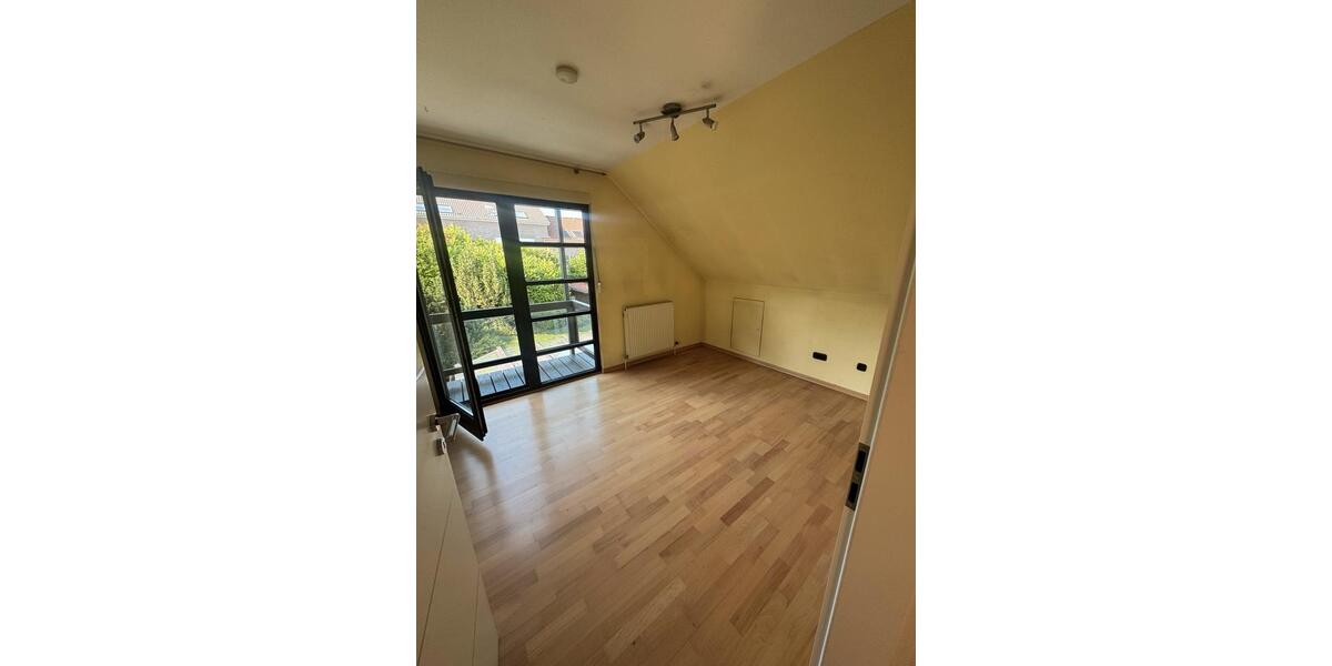 Doppelhaushälfte Wermelskirchen - 7 Zimmer, 177 m&sup2;, 619.000&euro; | Angebot:27033514