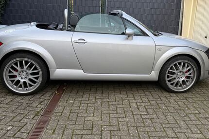 Audi TT 98.300 km 7.990 &euro; Mülheim 45472