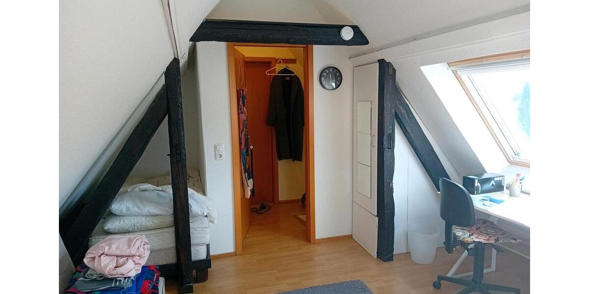 Dachgeschoßwohnung Köln Kalk - 1 Zimmer, 12 m&sup2;, 450&euro; | Angebot:25961232