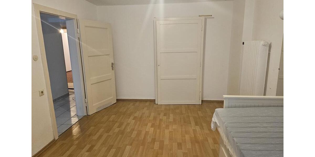 Etagenwohnung Düsseldorf Stadtbezirk 5 - 2 Zimmer, 61 m&sup2;, 950&euro; | Angebot:24522723