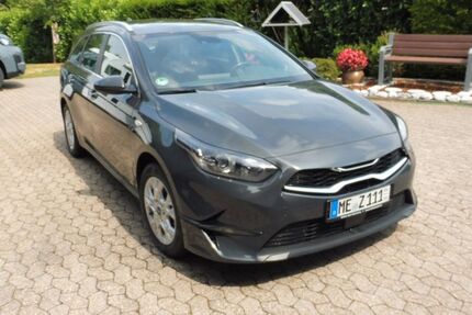Kia ceed Sportswagon 66.000 km 17.490 &euro; Velbert 42553