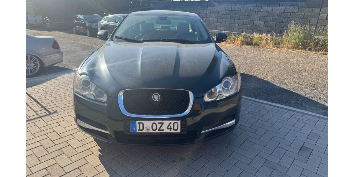Jaguar XF 218.000 km 5.250 &euro; Neuss 41469