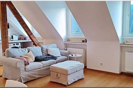 Wohnung Düsseldorf Altstadt - 2 Zimmer, 47 m&sup2;, 980&euro; | Angebot:26820182