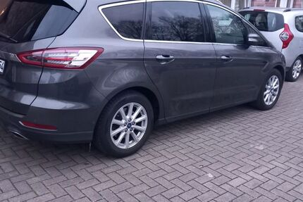 Ford S-Max 192.500 km 11.300 &euro; Köln 50769