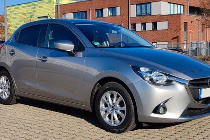 Mazda 2 82.200 km 8.800 &euro; Ratingen 40882