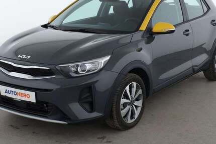 Kia Stonic 6.965 km 19.990 &euro; Köln 50739