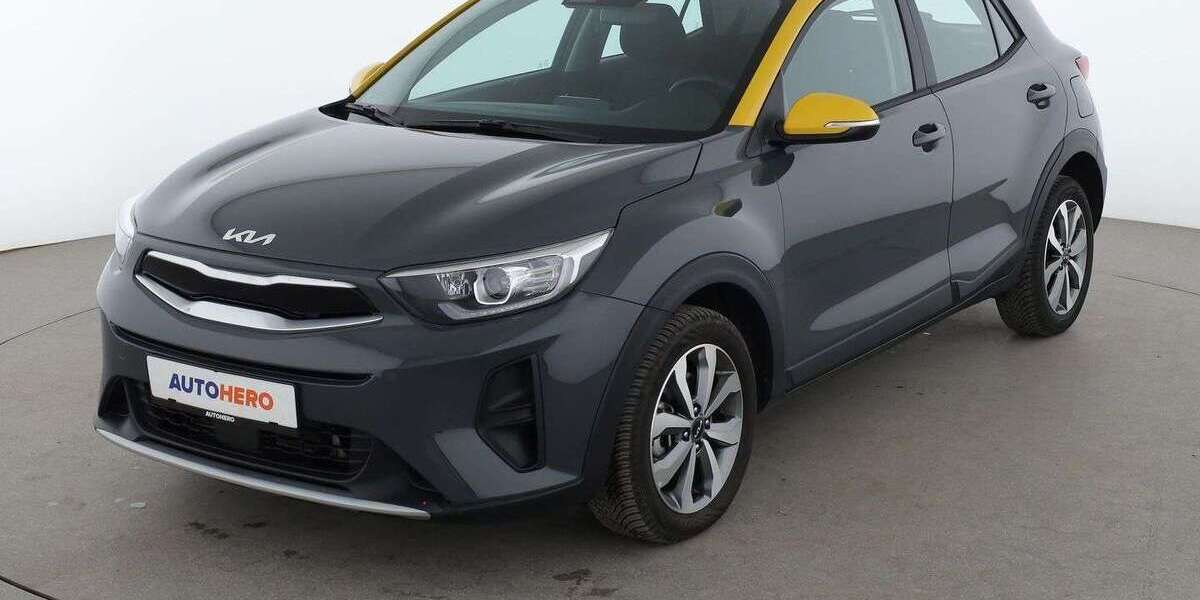 Kia Stonic 6.965 km 19.990 &euro; Köln 50739