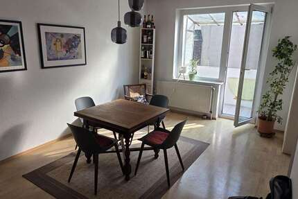 Wohnung Düsseldorf Oberbilk - 2 Zimmer, 80 m&sup2;, 800&euro; | Angebot:26071225