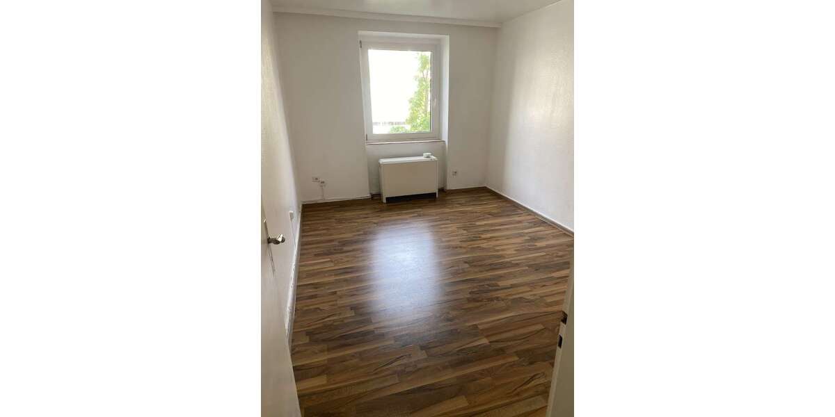 Etagenwohnung Düsseldorf Friedrichstadt - 1 Zimmer, 25 m&sup2;, 253&euro; | Angebot:26230223