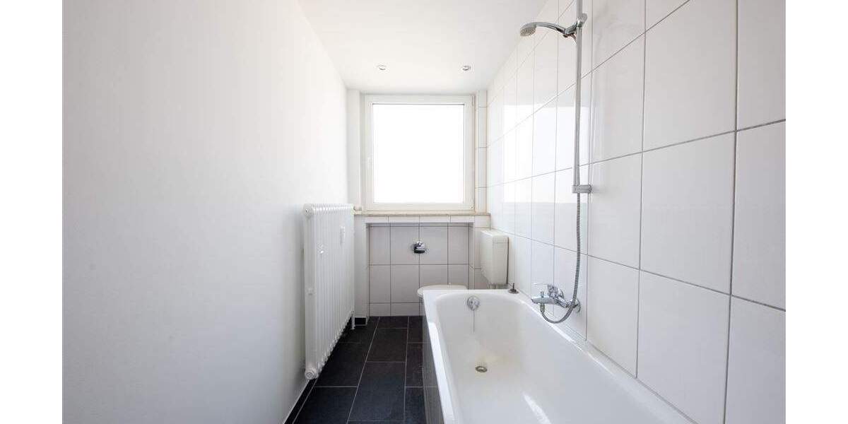 Etagenwohnung Düsseldorf Golzheim - 2 Zimmer, 359.990&euro; | Angebot:25778707