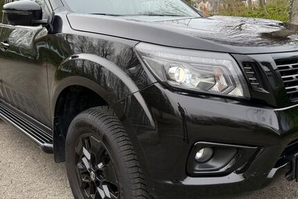 Nissan Navara 129.418 km 23.990 &euro; Bergisch Gladbach 51467