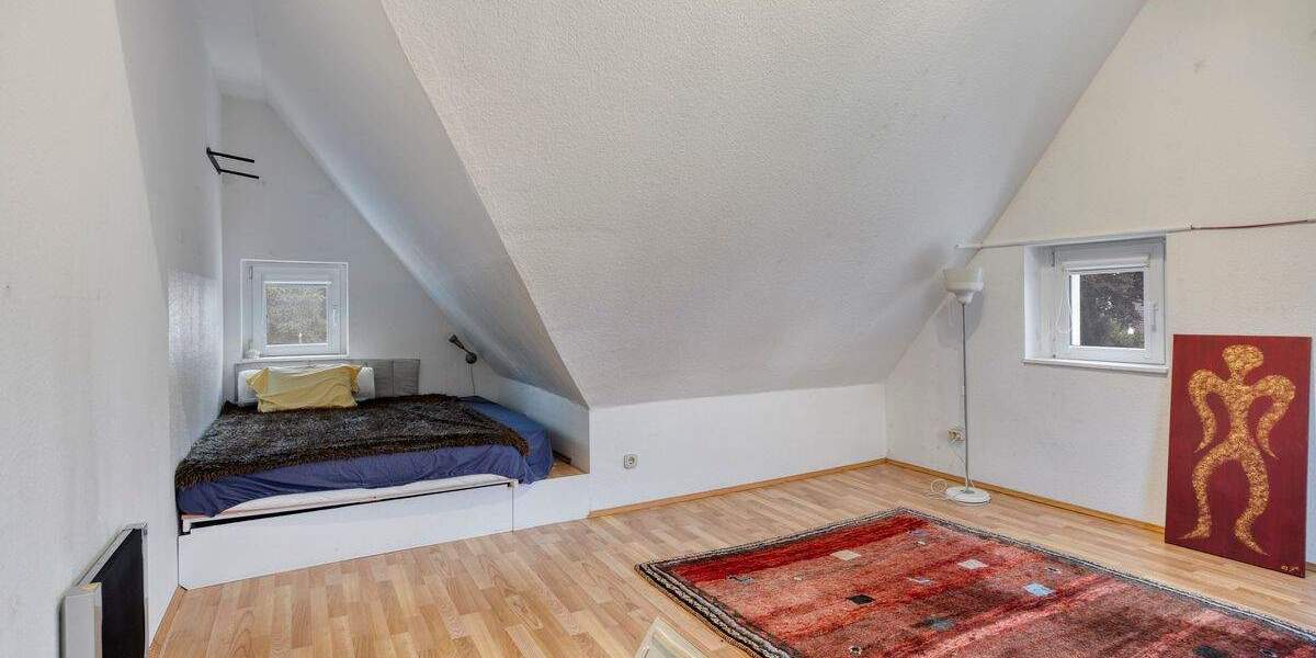 Doppelhaushälfte Düsseldorf Wittlaer - 2 Zimmer, 89 m&sup2;, 398.000&euro; | Angebot:25687695
