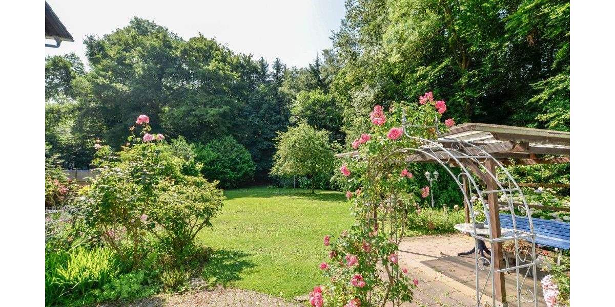 Mehrfamilienhaus, Wohnhaus Leverkusen Lützenkirchen - 6 Zimmer, 146 m&sup2;, 550.000&euro; | Angebot:25822680