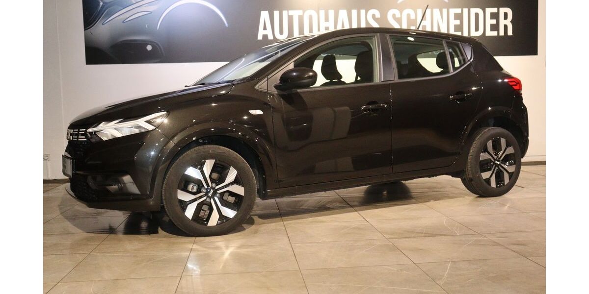 Dacia Sandero 14.183 km 17.800 &euro; Ratingen 40880