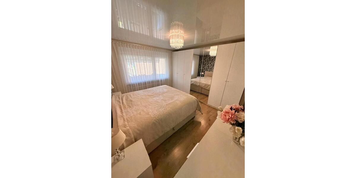 Etagenwohnung Düsseldorf Stadtbezirk 9 - 4 Zimmer, 99 m&sup2;, 420.000&euro; | Angebot:26150401