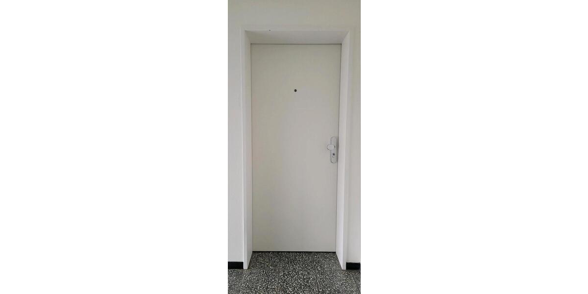 Etagenwohnung Neuss Gnadental - 1 Zimmer, 50 m&sup2;, 950&euro; | Angebot:25378679