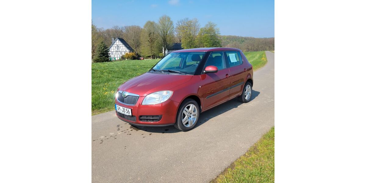 Skoda Fabia 96.070 km 3.490 &euro; Radevormwald 42477