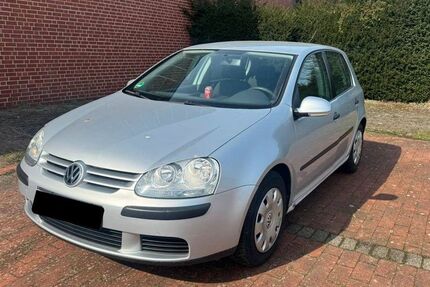 VW Golf 204.665 km 3.000 &euro; Solingen 42719