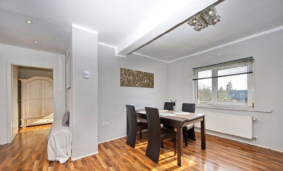 Einfamilienhaus Neuss Furth-Mitte - 8 Zimmer, 237 m&sup2;, 498.500&euro; | Angebot:26786916