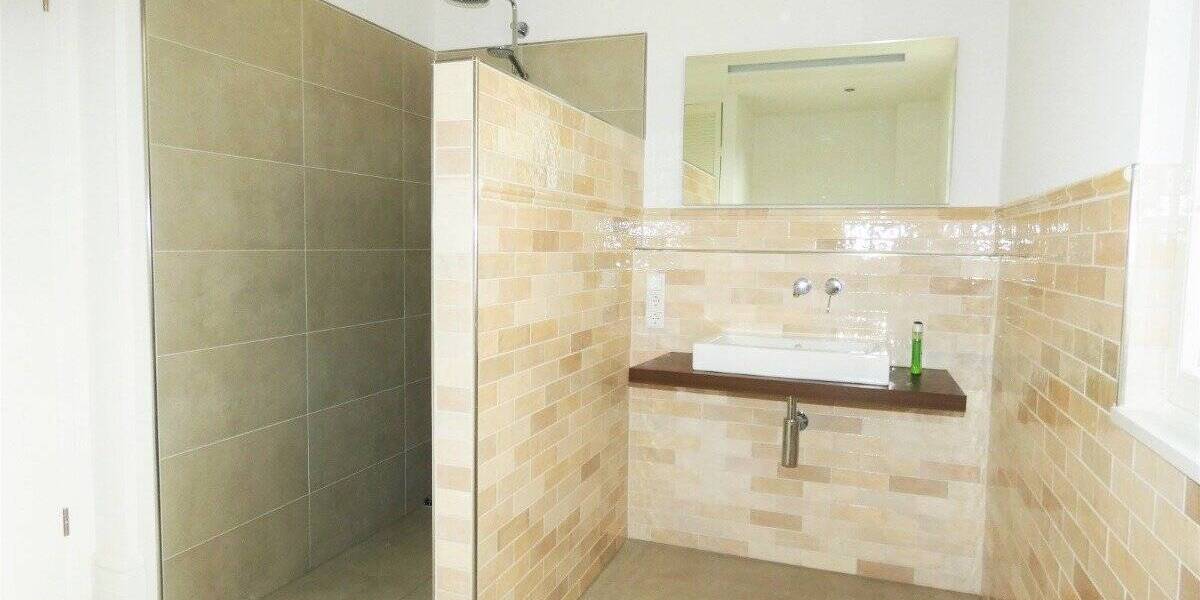 Einfamilienhaus Köln Dünnwald - 6 Zimmer, 240 m&sup2;, 3.500&euro; | Angebot:25728027