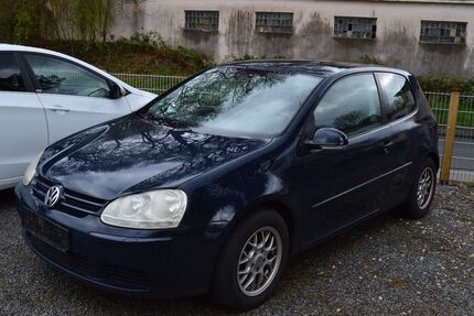 VW Golf 243.000 km 1.399 &euro; Wuppertal 42279