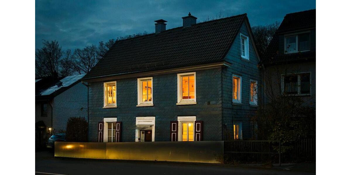 Mehrfamilienhaus, Wohnhaus Wuppertal Gemarkung Ronsdorf - 8 Zimmer, 220 m&sup2;, 450.000&euro; | Angebot:25761667