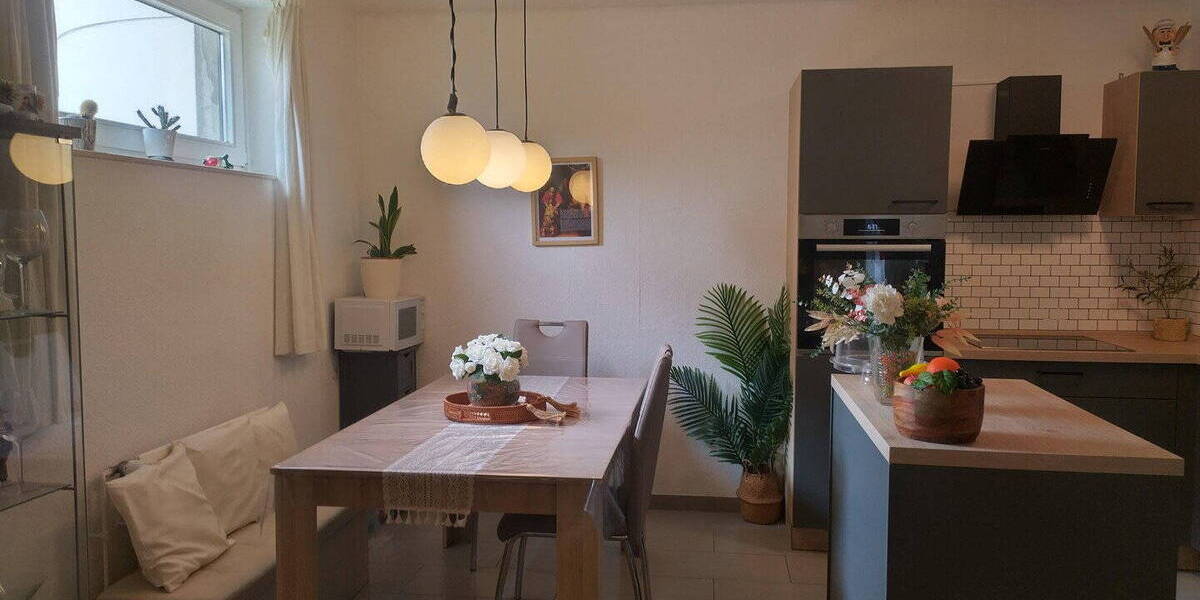 Etagenwohnung Köln Junkersdorf - 3 Zimmer, 91 m&sup2;, 339.000&euro; | Angebot:25957483