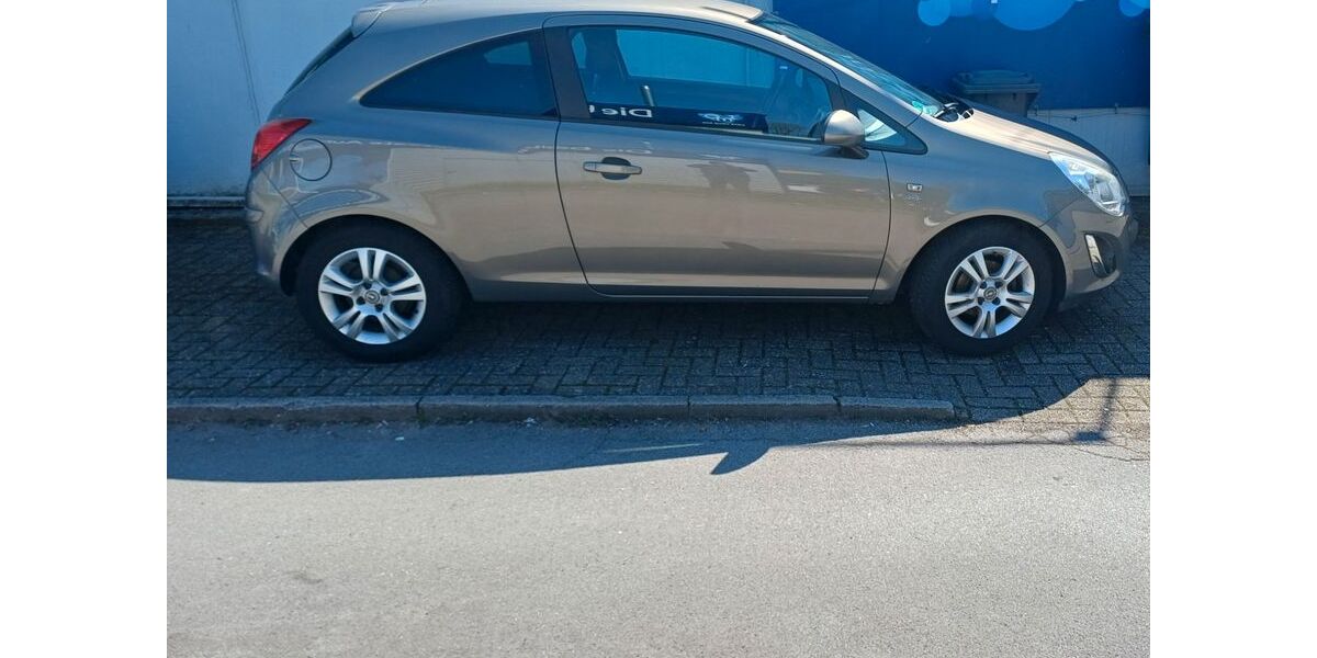 Opel Corsa 158.000 km 2.999 &euro; Wuppertal 42115