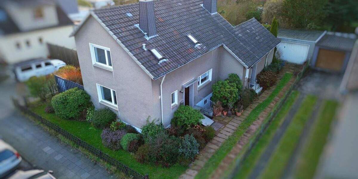 Einfamilienhaus Leverkusen Opladen - 6 Zimmer, 136 m&sup2;, 438.500&euro; | Angebot:25725695