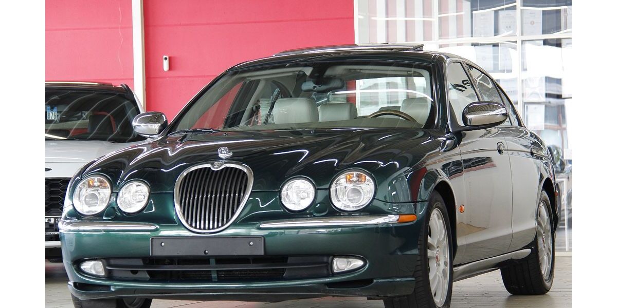 Jaguar S-Type 215.000 km 5.850 &euro; Köln 50739