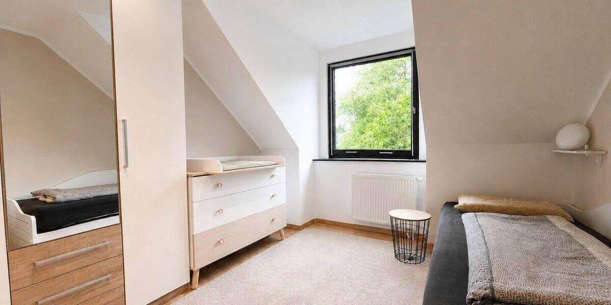 Etagenwohnung Erkrath Hochdahl - 4 Zimmer, 100 m&sup2;, 425.000&euro; | Angebot:26819114