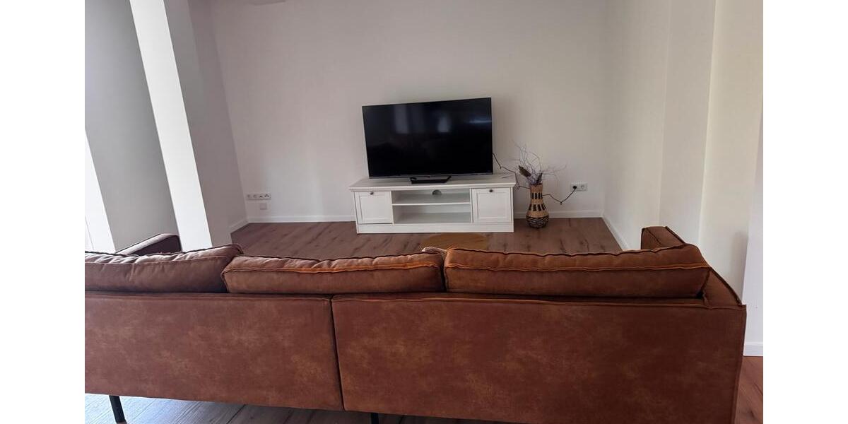 Erdgeschoßwohnung Wuppertal Gemarkung Elberfeld - 2 Zimmer, 100 m&sup2;, 1.100&euro; | Angebot:25414884