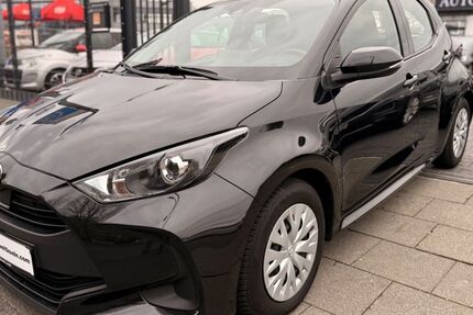 Toyota Yaris 46.091 km 17.490 &euro; Köln 51065