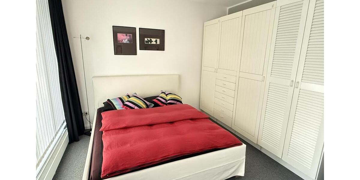 Etagenwohnung Düsseldorf - 2 Zimmer, 75 m&sup2;, 1.600&euro; | Angebot:23501219
