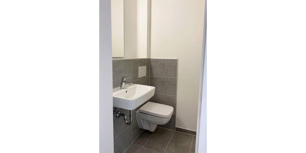 Etagenwohnung Köln Bayenthal - 3 Zimmer, 98 m&sup2;, 1.680&euro; | Angebot:25834753