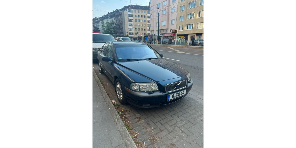 Volvo S80 280.000 km 1.290 &euro; Düsseldorf 40476