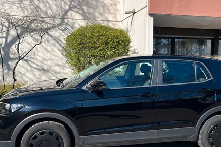 VW T-Cross 57.000 km 16.490 &euro; Köln 50931