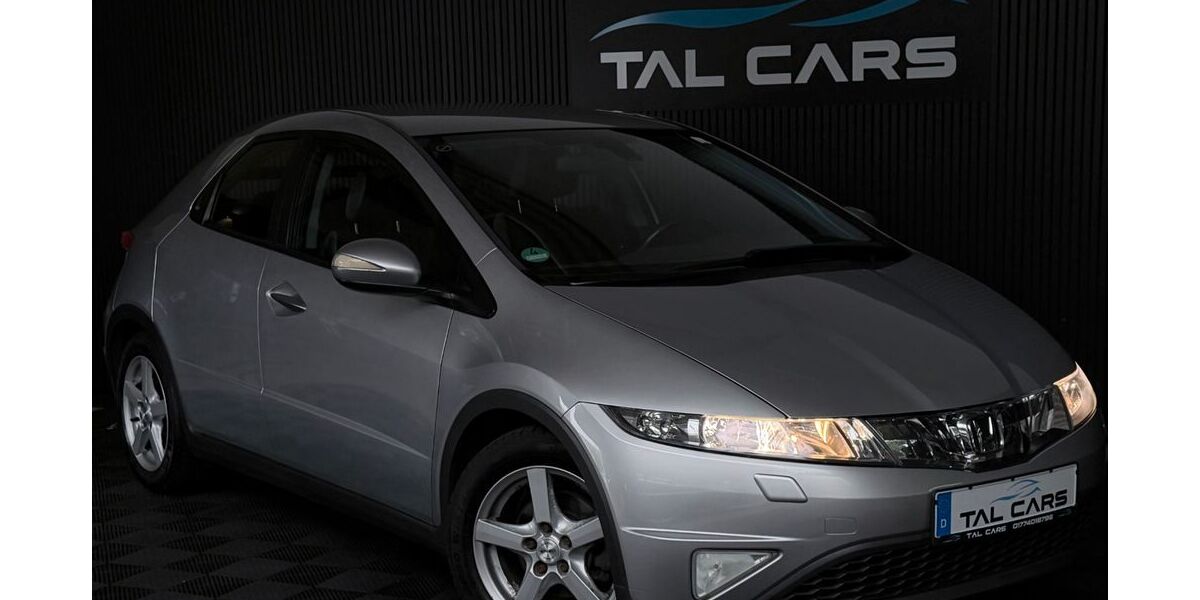 Honda Civic 124.000 km 7.499 &euro; Wuppertal 42279