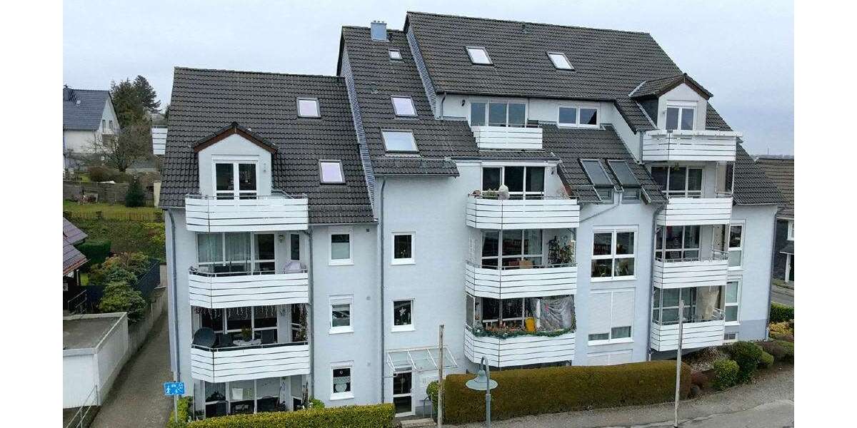 Etagenwohnung Wermelskirchen - 4 Zimmer, 104 m&sup2;, 299.000&euro; | Angebot:26312668