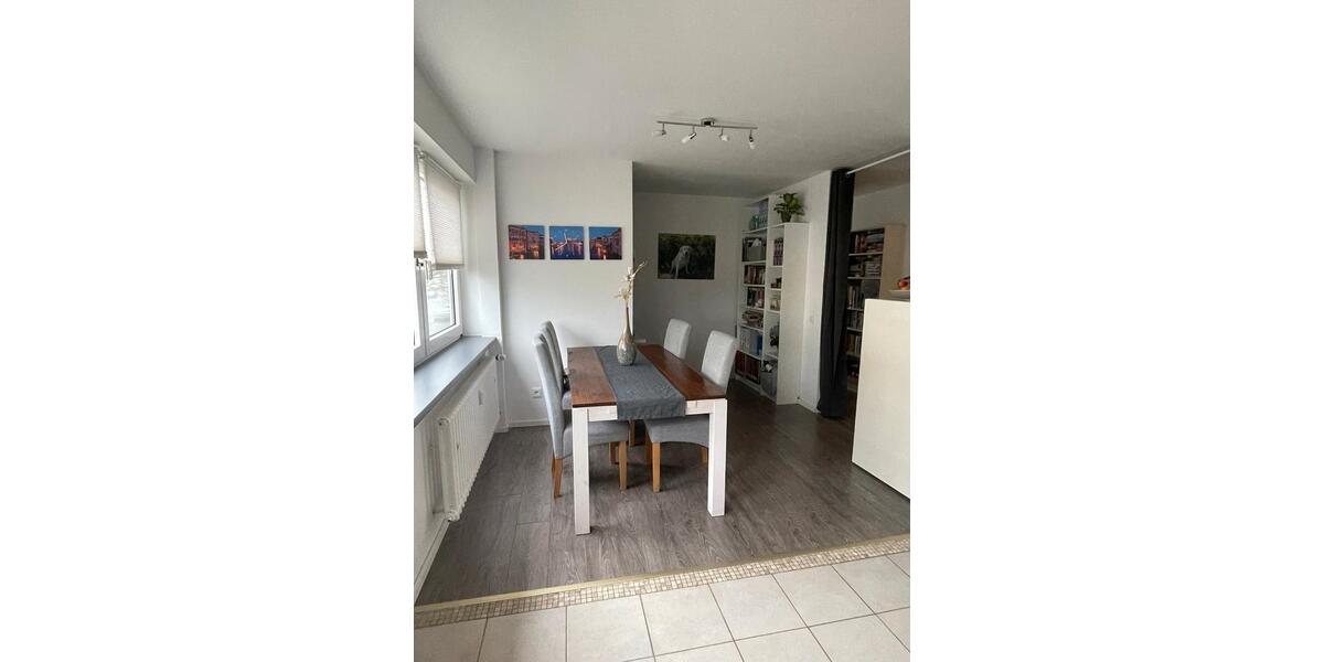 Etagenwohnung Köln Nippes - 3.5 Zimmer, 87 m&sup2;, 375.000&euro; | Angebot:26237092