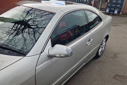 Mercedes-Benz 230 171.800 km 1.950 &euro; Dormagen 41542