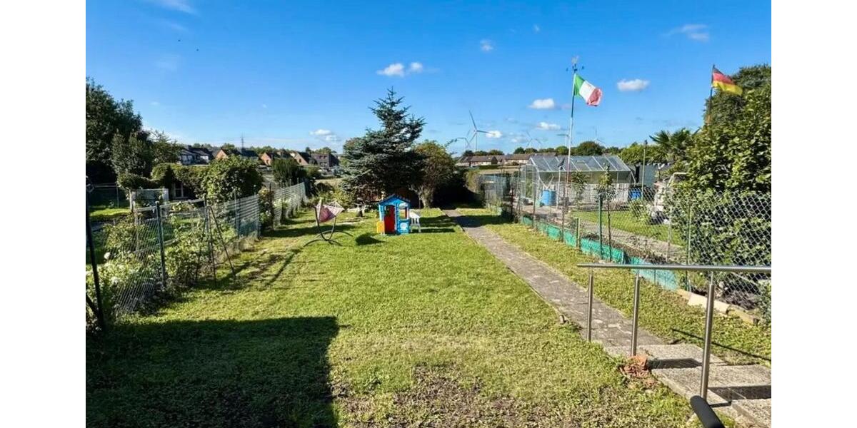 Reihenhaus Grevenbroich Neuenhausen - 8 Zimmer, 180 m&sup2;, 275.000&euro; | Angebot:26227521