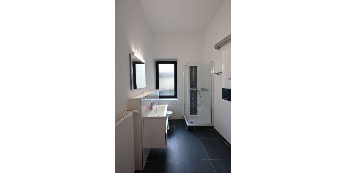 Etagenwohnung Düsseldorf Stadtmitte - 2 Zimmer, 74 m&sup2;, 962&euro; | Angebot:26269292