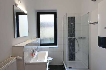 Wohnung Düsseldorf Stadtmitte - 2 Zimmer, 74 m&sup2;, 962&euro; | Angebot:26269292