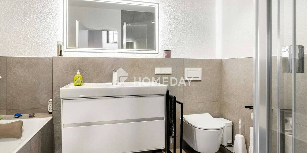 Reihenendhaus Hückeswagen Innenstadt - 8 Zimmer, 170 m&sup2;, 535.000&euro; | Angebot:26189383