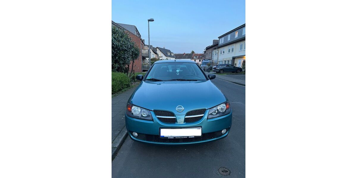 Nissan Almera 34.656 km 2.800 &euro; Köln 50829