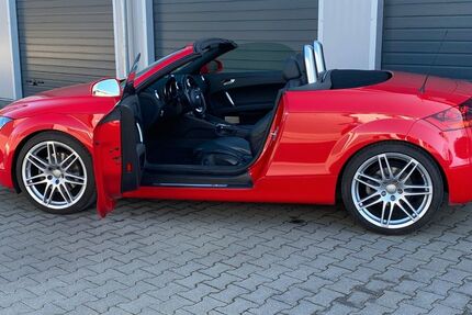 Audi TT 125.500 km 11.500 &euro; Wülfrath 42489