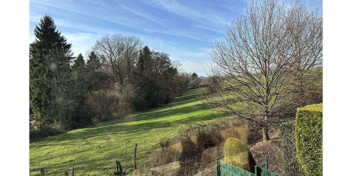 Bungalow Solingen Gräfrath - 6 Zimmer, 236 m&sup2;, 675.000&euro; | Angebot:25755949