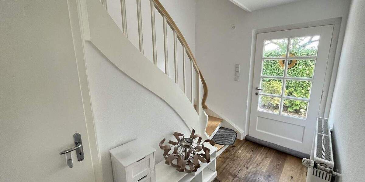 Einfamilienhaus Burscheid - 6 Zimmer, 157 m&sup2;, 715.000&euro; | Angebot:25770241