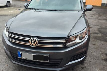 VW Tiguan 83.000 km 11.000 &euro; Dormagen 41540